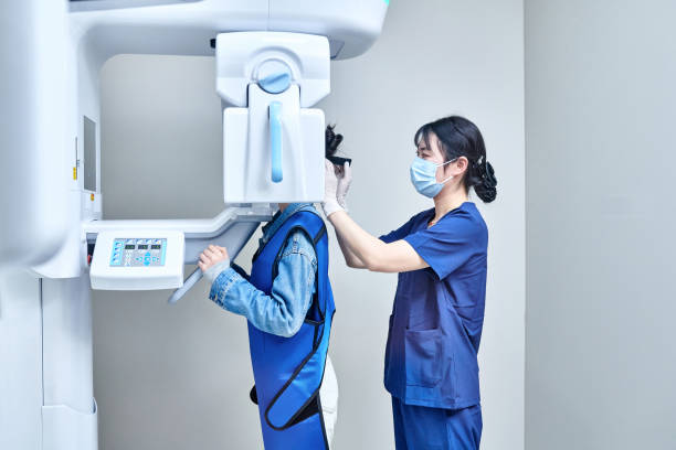 Best Walk-In Emergency Dental Services in Day Valley, CA